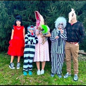 Family Beetlejuice Halloween Costumes